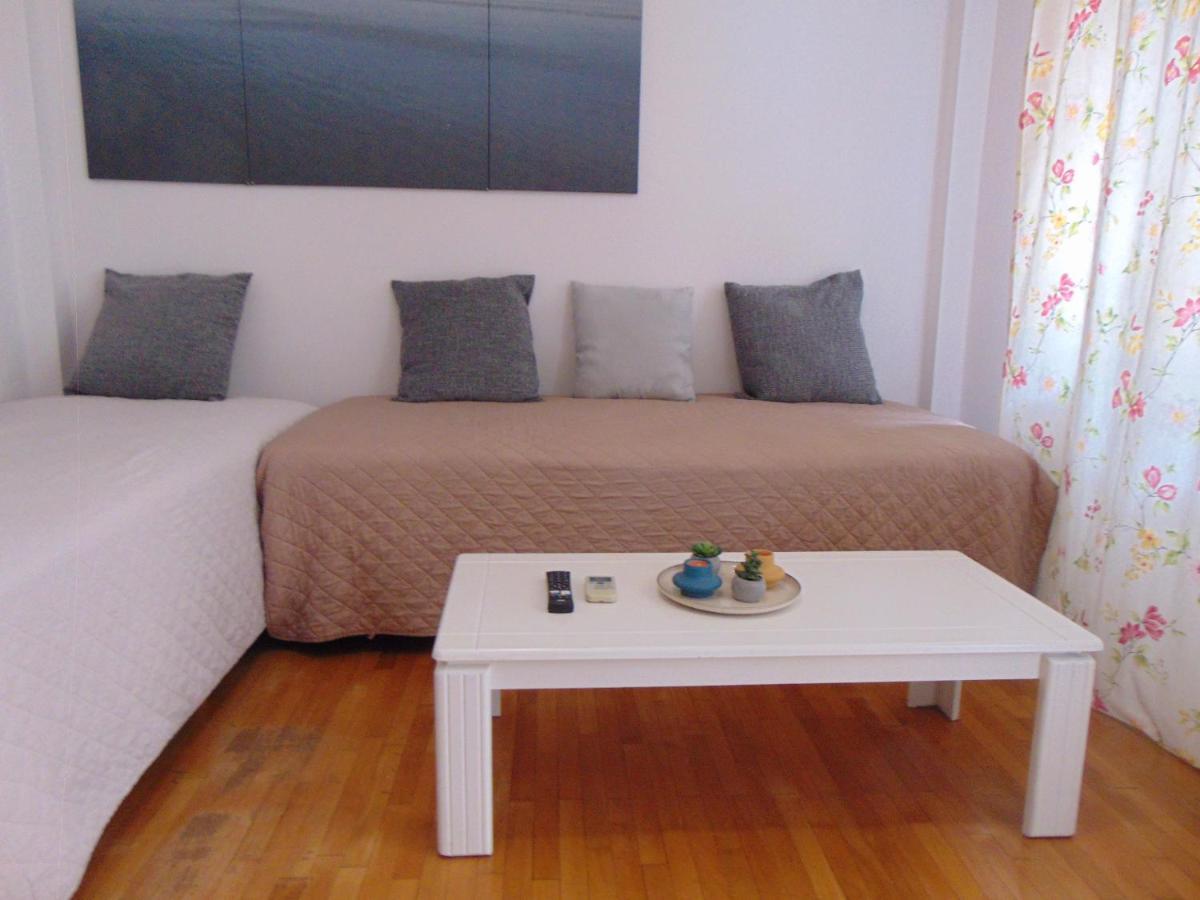 Lovely Equipped Apartment In Kallithea Athena Bagian luar foto